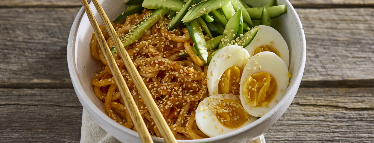 Cold Kimchi Udon Salad