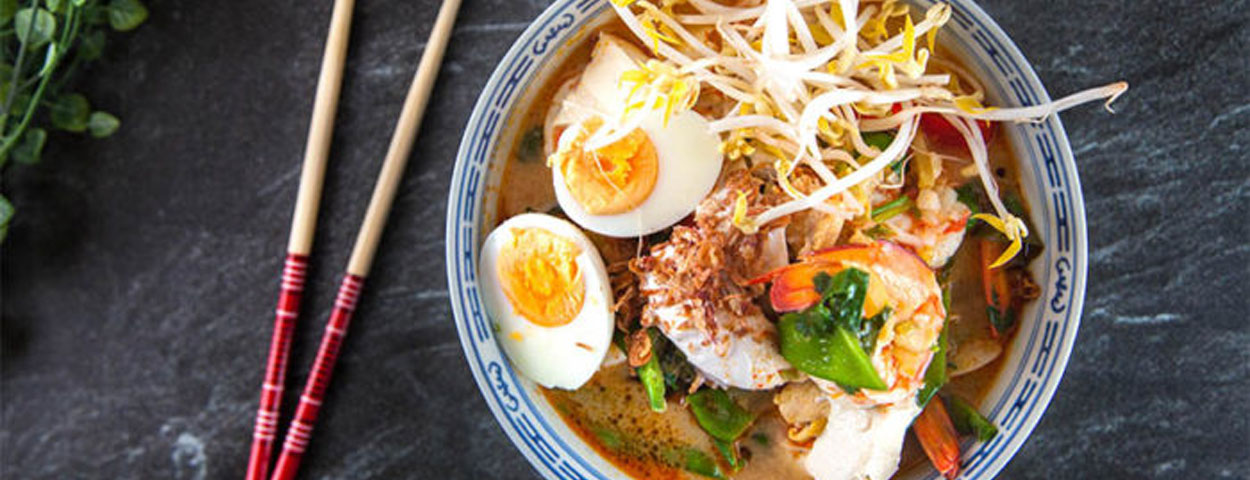 Malaysian Curry Laksa With Hokkien Noodles