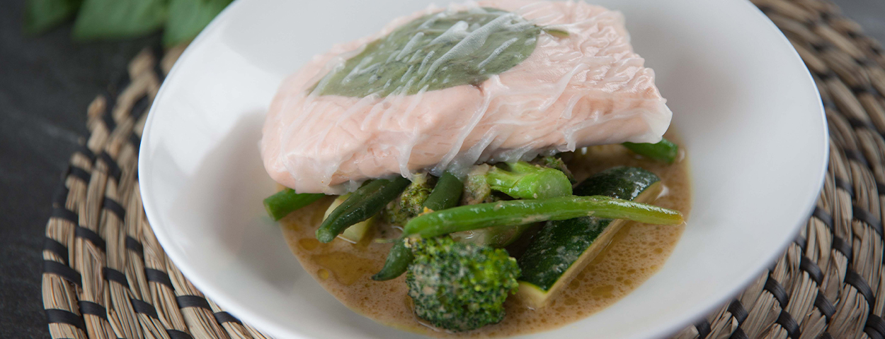 Steamed Salmon Parcels with Green Curry